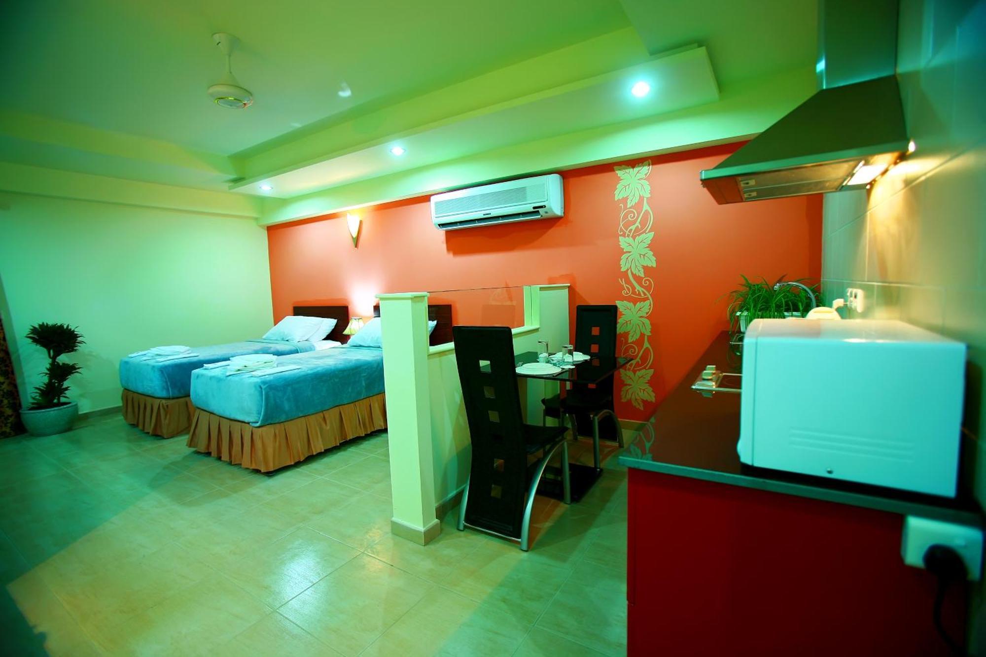 Johny International Hotel Maskat